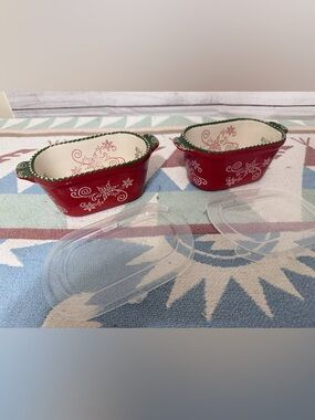 Temptations by Tara Floral Lace 12oz. Casserole Storage Dish Snowflakes